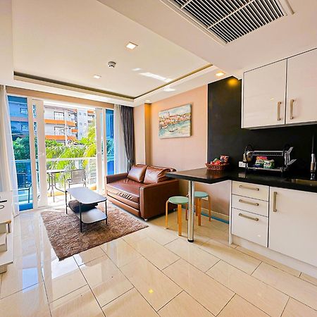 Grand Avenue Suites X Monthstayz Thailand Pattaya Εξωτερικό φωτογραφία