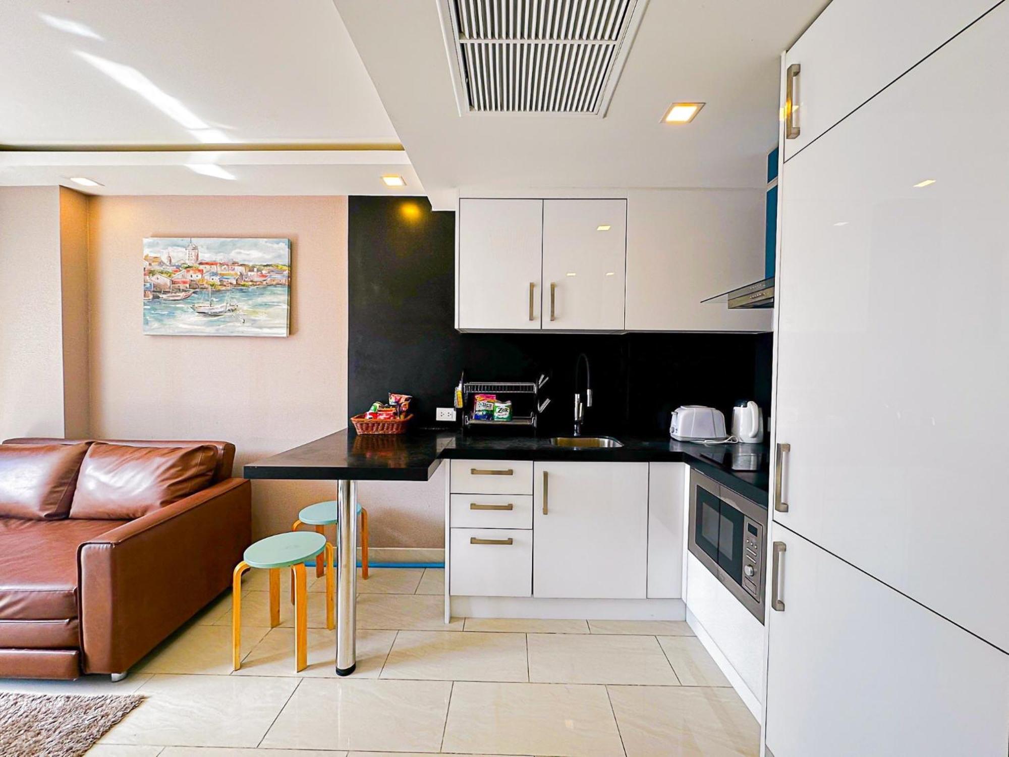 Grand Avenue Suites X Monthstayz Thailand Pattaya Εξωτερικό φωτογραφία