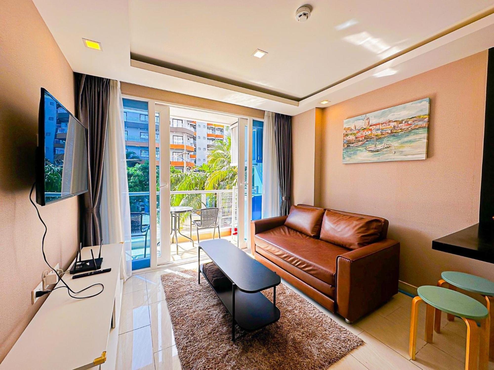 Grand Avenue Suites X Monthstayz Thailand Pattaya Εξωτερικό φωτογραφία