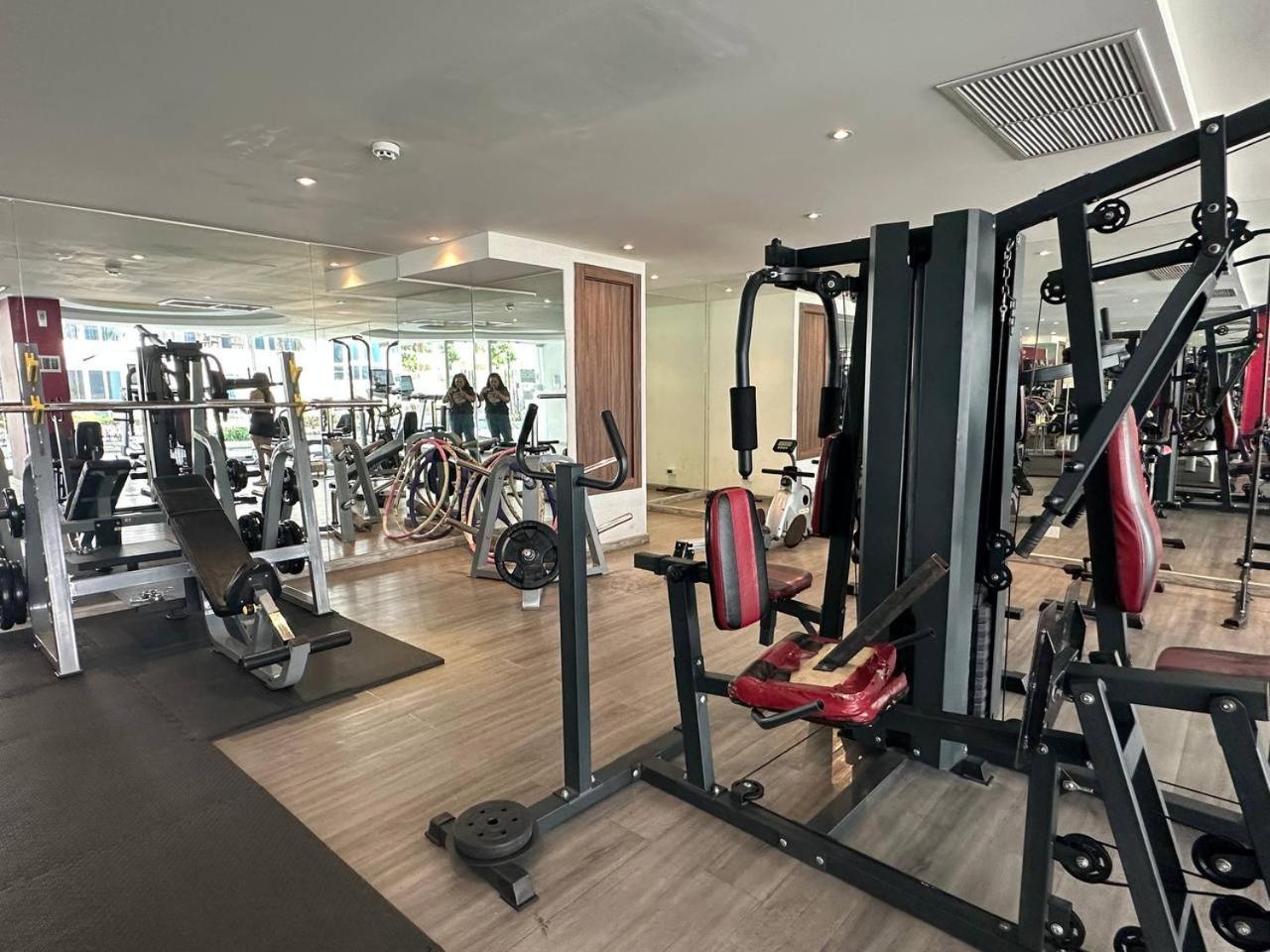 Grand Avenue Suites X Monthstayz Thailand Pattaya Εξωτερικό φωτογραφία